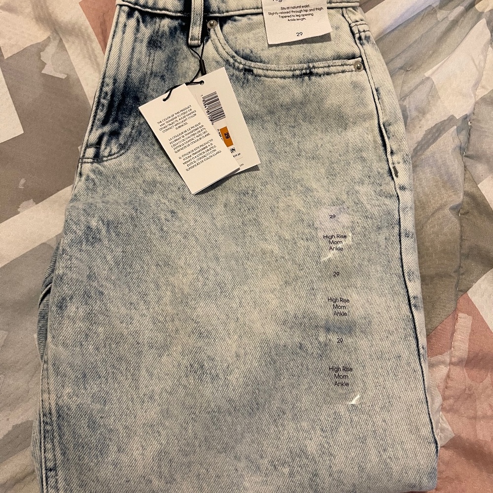 Calvin Klein Jeans